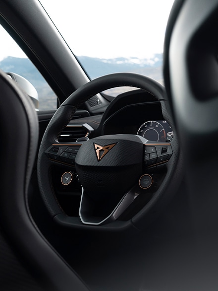  Interior view of CUPRA Formentor VZ5 of the steering wheel
