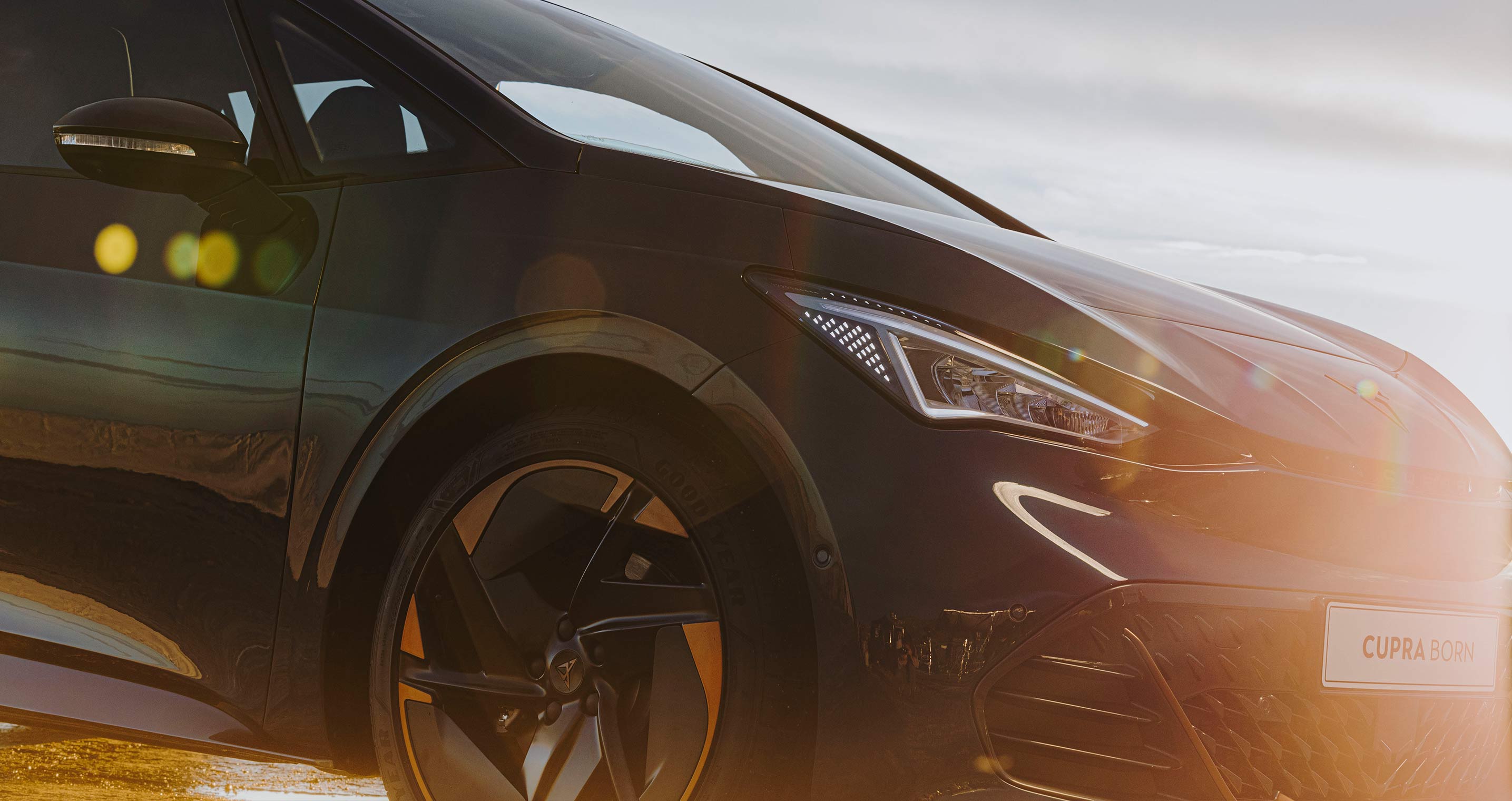 CUPRA el Born Copper alloy Wheel closeup