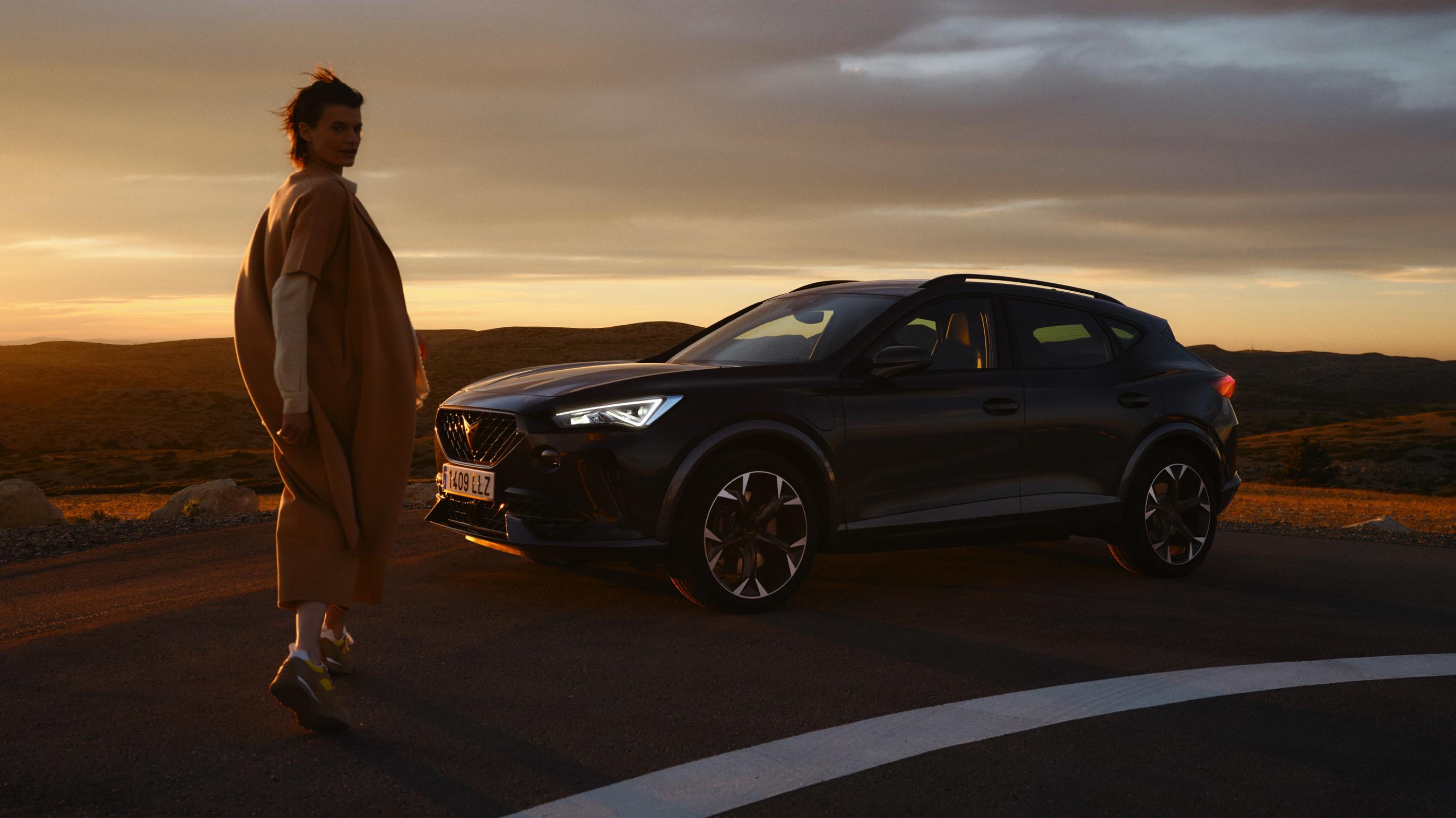 girl-in-front-of-cupra-formentor